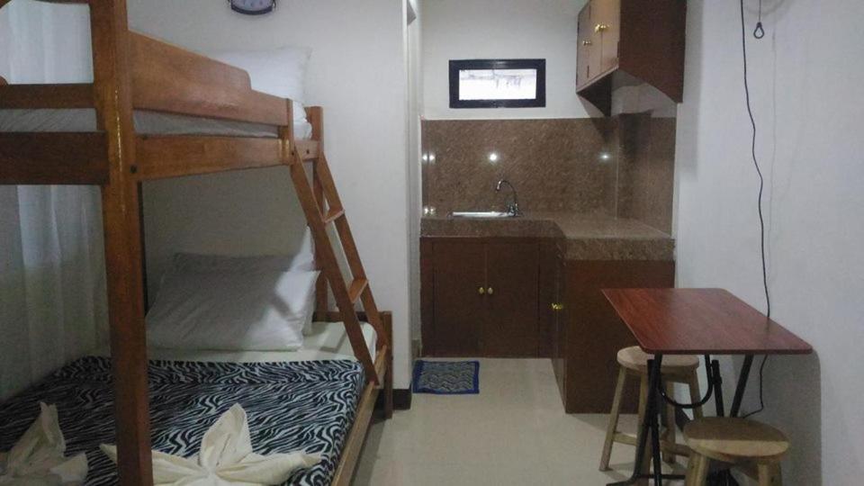 Sealor Pension House Puerto Princesa ภายนอก รูปภาพ
